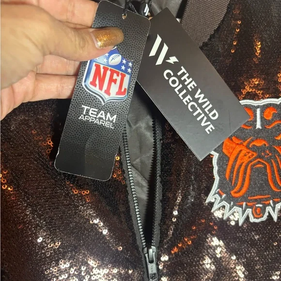 NWT Women's The Wild Collective Cleveland Browns Sequin Ombre Jacket - Large - Picture 3 of 11